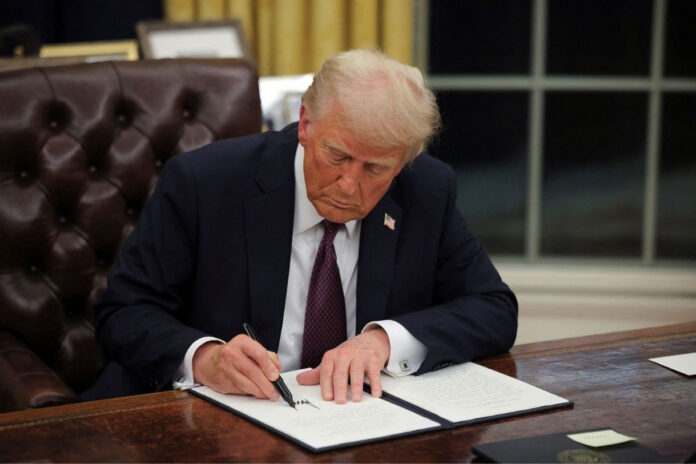 Donald Trump signs an emergency directive in the Oval Office aimed at restoring pay for TSA workers during the ongoing DHS shutdown crisis.