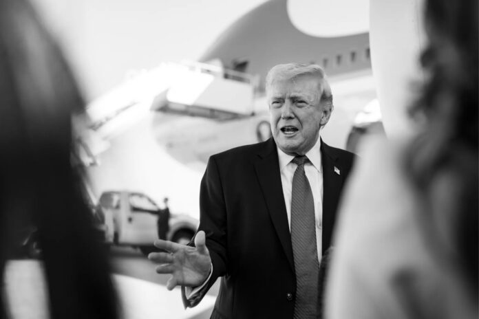 President Donald Trump waves from aircraft stairs in a Palm Beach Buzz news graphic about FAA flight restrictions and a possible Mar-a-Lago visit October 16-18, 2026.